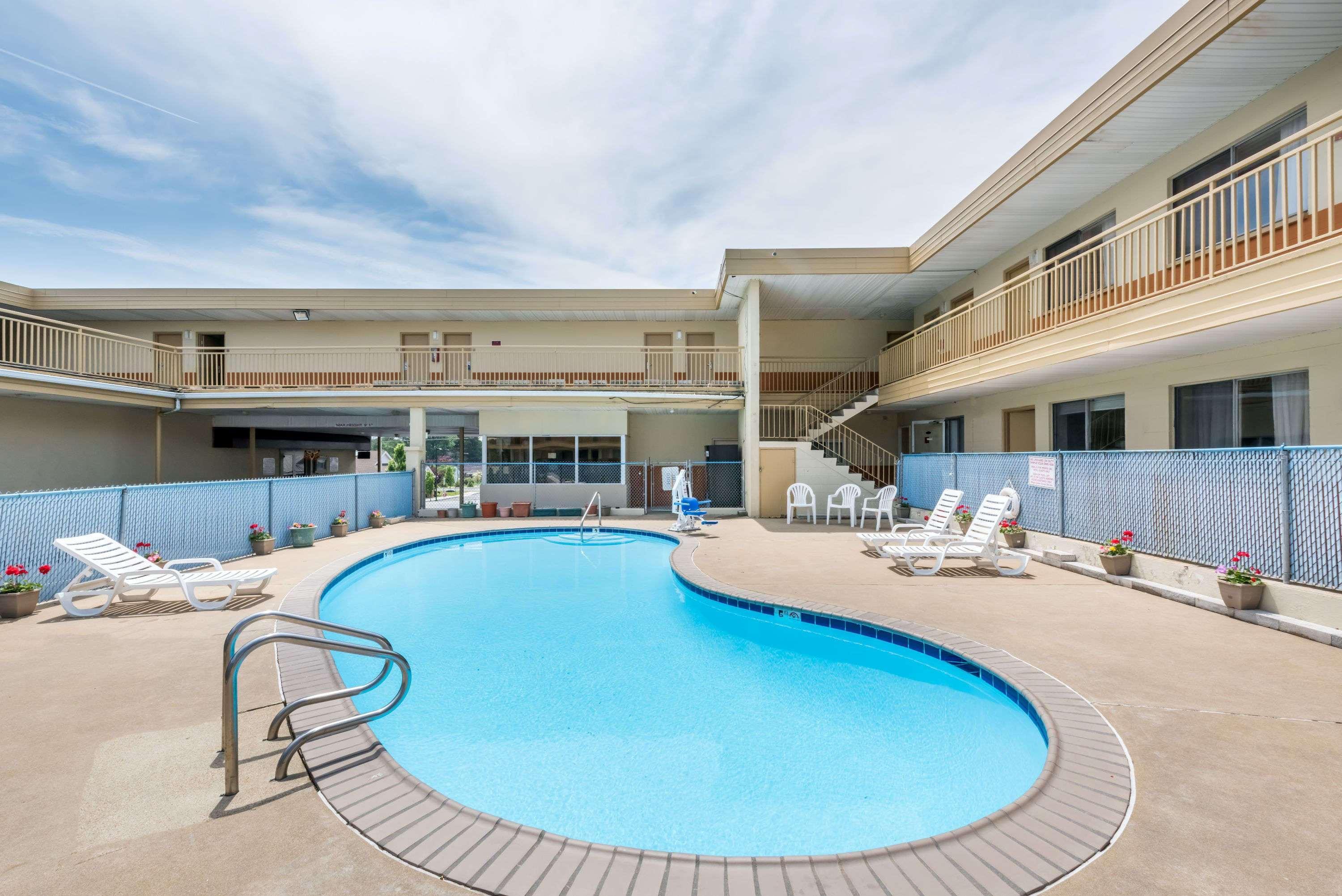 Red Carpet Inn Lancaster Millersville Εξωτερικό φωτογραφία